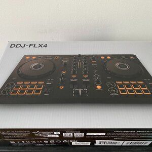 Pioneer DJ DDJ-FLX4 2-Channel DJ Controller